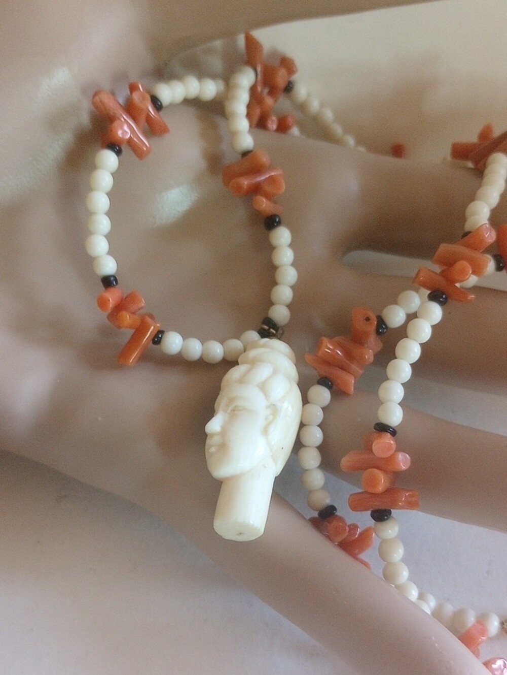 Vintage 14K/20 GFCarved Bovine  Quan Yin Red Italian Coral Conch Shell Necklace
